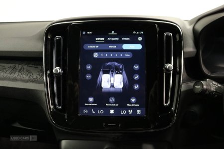 2023 Volvo XC40 - photo 31