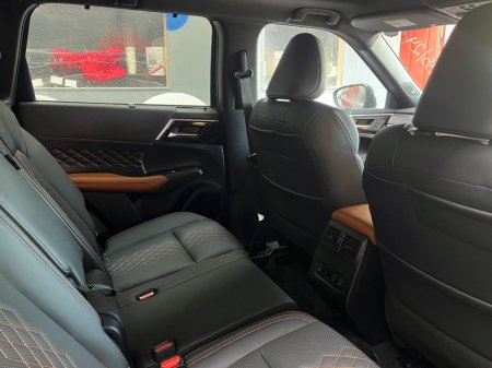 2024 Mitsubishi Outlander - photo 18