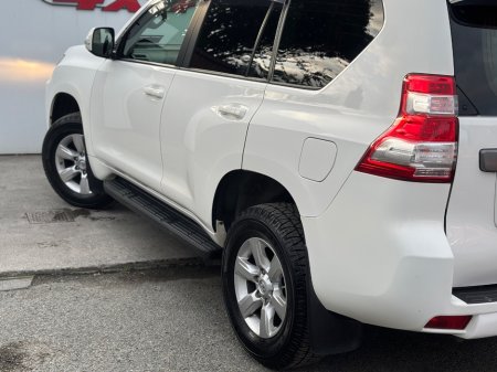 2017 Toyota Land Cruiser - photo 27