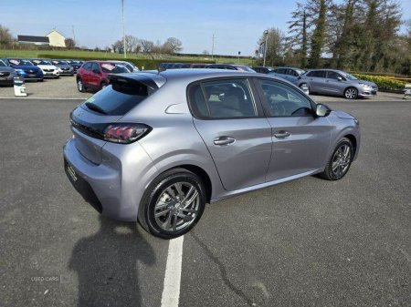 2022 Peugeot 208 - photo 5