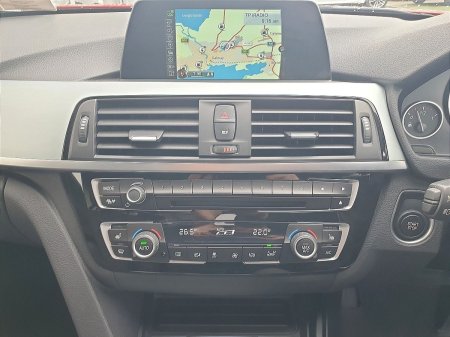 2017 BMW 3-Series - photo 8