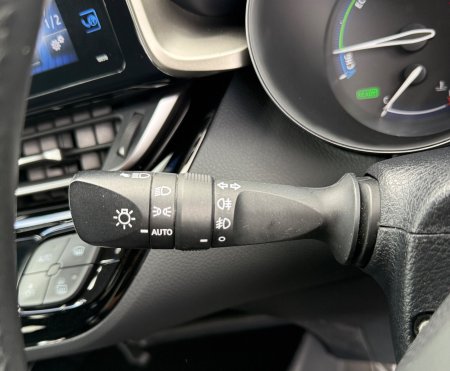 2018 Toyota C-HR - photo 30