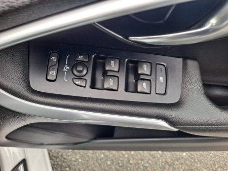 2018 Volvo V40 - photo 28