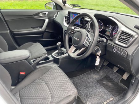 2023 Kia Ceed - photo 10