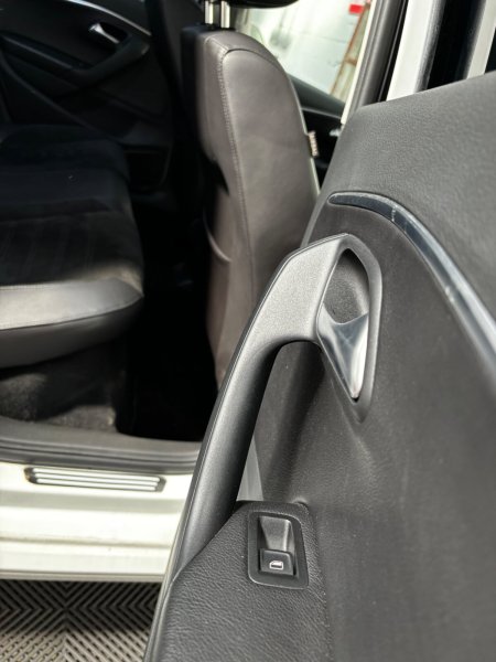 2016 Volkswagen Polo - photo 17