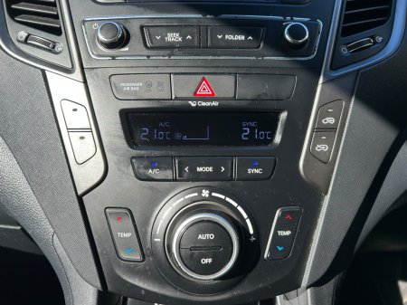 2017 Hyundai Santa Fe - photo 18