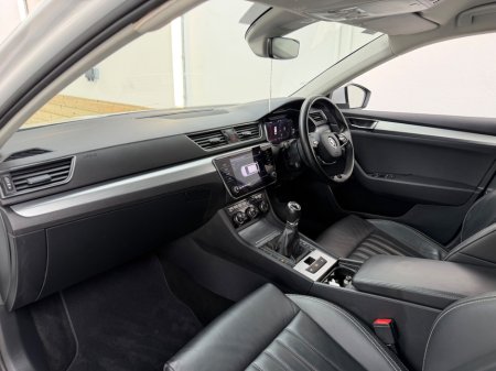 2022 Skoda Superb - photo 20