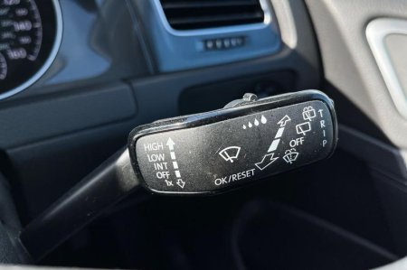 2020 Volkswagen Golf - photo 15