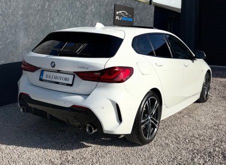 2022 BMW 1-Series - photo 8