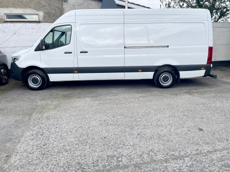 2025 Mercedes-Benz Sprinter - photo 26