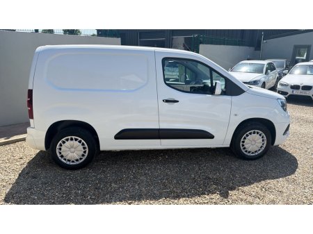 2021 Vauxhall Combo - photo 3