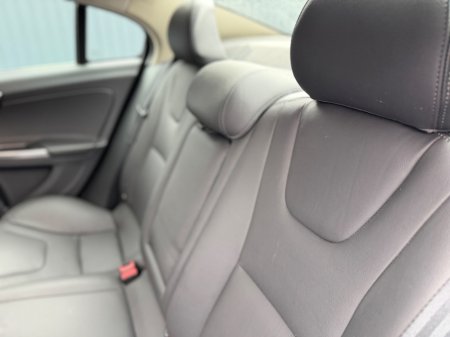 2018 Volvo S60 - photo 38