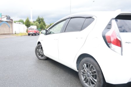 2016 Toyota Aqua - photo 10