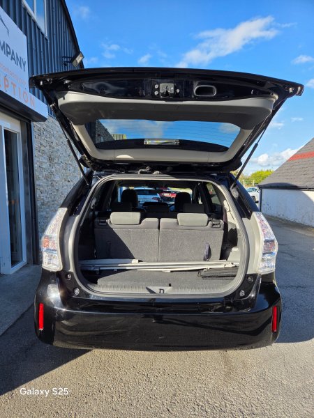 2014 Toyota Prius - photo 10