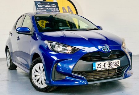 2022 Toyota Yaris - photo 3