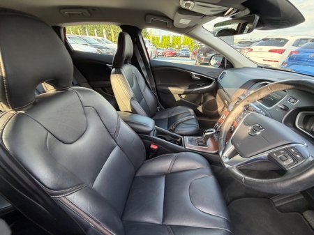 2017 Volvo V40 - photo 13