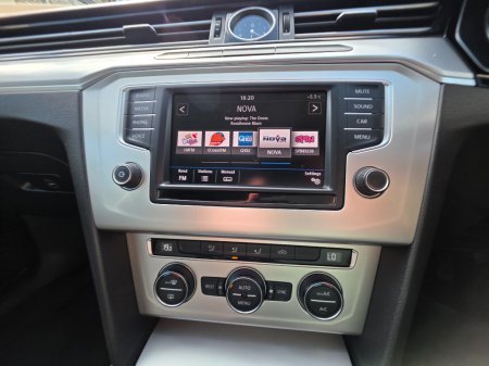 2016 Volkswagen Passat - photo 13