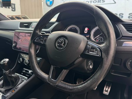 2018 Skoda Superb - photo 10