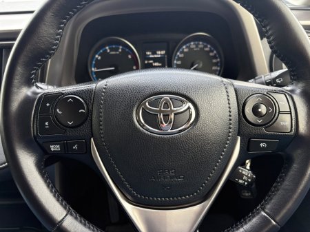 2016 Toyota RAV4 - photo 16