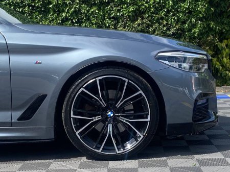 2019 BMW 5-Series - photo 8