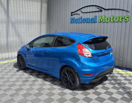 2016 Ford Fiesta - photo 5