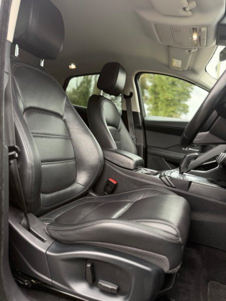 2019 Jaguar E-Pace - photo 17