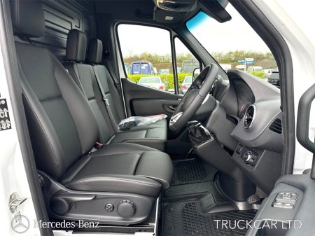 2026 Mercedes-Benz Sprinter - photo 10
