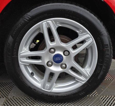2014 Ford Fiesta - photo 9
