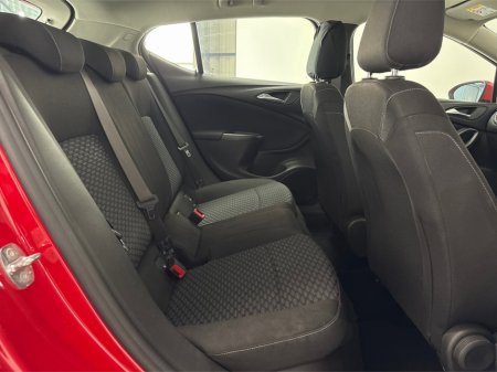 2017 Opel Astra - photo 28