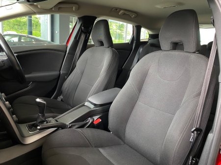 2015 Volvo V40 - photo 9