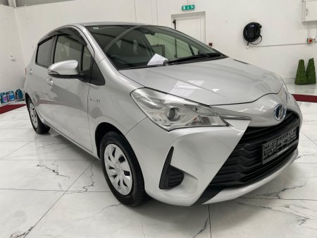 2018 Toyota Yaris Hybrid Sol