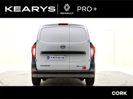 2024 Nissan TOWNSTAR - photo 2