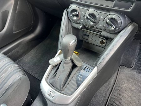 2017 Mazda Demio - photo 11
