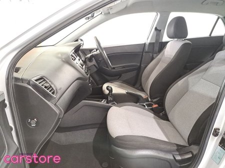 2016 Hyundai i20 - photo 9
