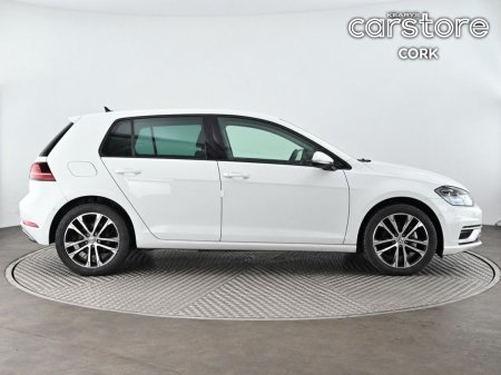 2020 Volkswagen Golf - photo 2