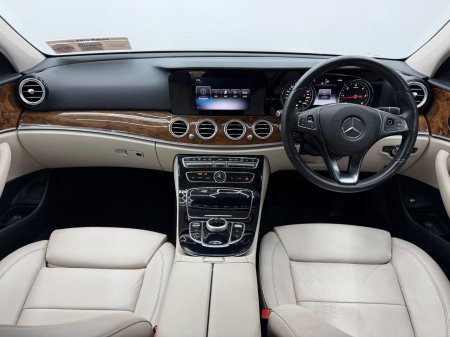2017 Mercedes-Benz E-Class - photo 10