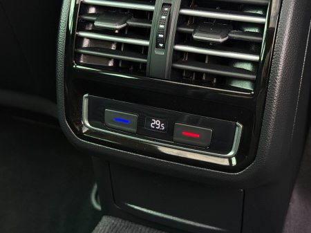 2018 Volkswagen Passat - photo 13