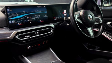 2024 BMW 3-Series - photo 30