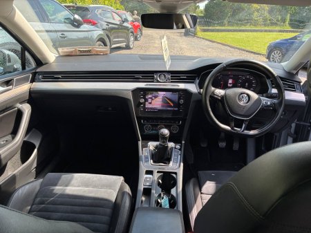 2020 Volkswagen Passat - photo 18