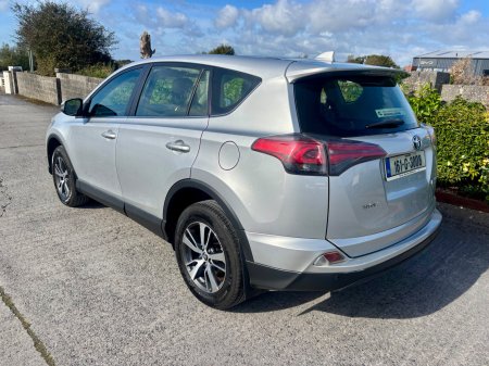 2016 Toyota RAV4 - photo 7