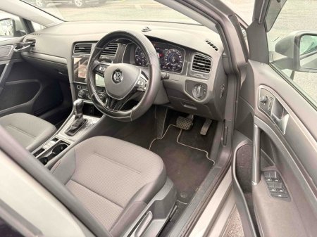 2019 Volkswagen Golf - photo 3