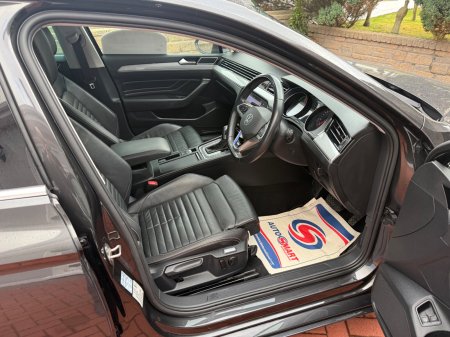 2022 Volkswagen Passat - photo 14