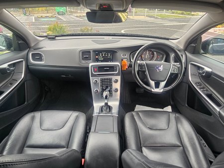 2017 Volvo V60 - photo 25