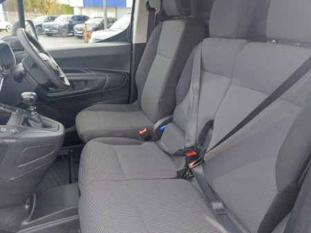 2025 Citroen Berlingo - photo 10