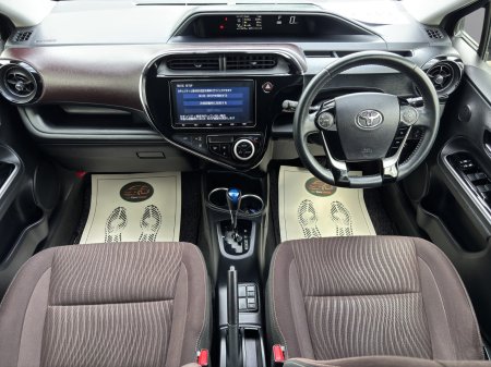 2019 Toyota Aqua - photo 12