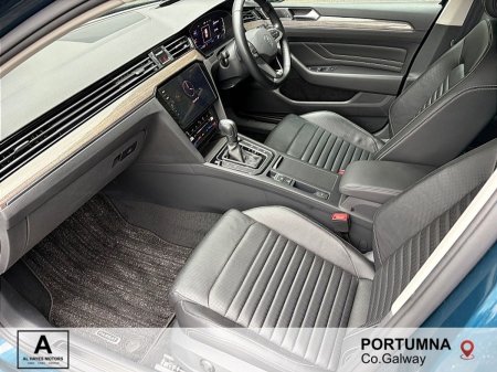 2021 Volkswagen Passat - photo 2