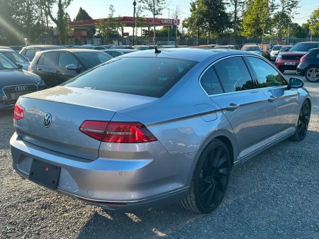 2018 Volkswagen Passat - photo 4
