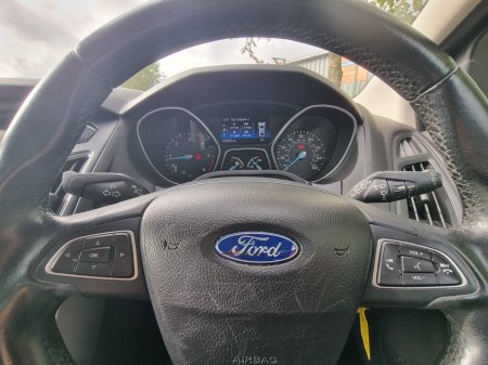 2015 Ford Focus - photo 19