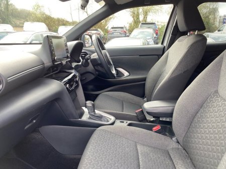 2022 Toyota Yaris Cross - photo 6