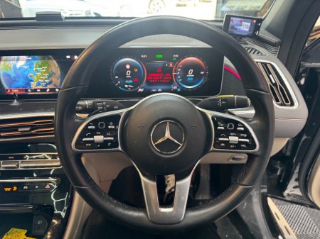 2021 Mercedes-Benz EQC - photo 9